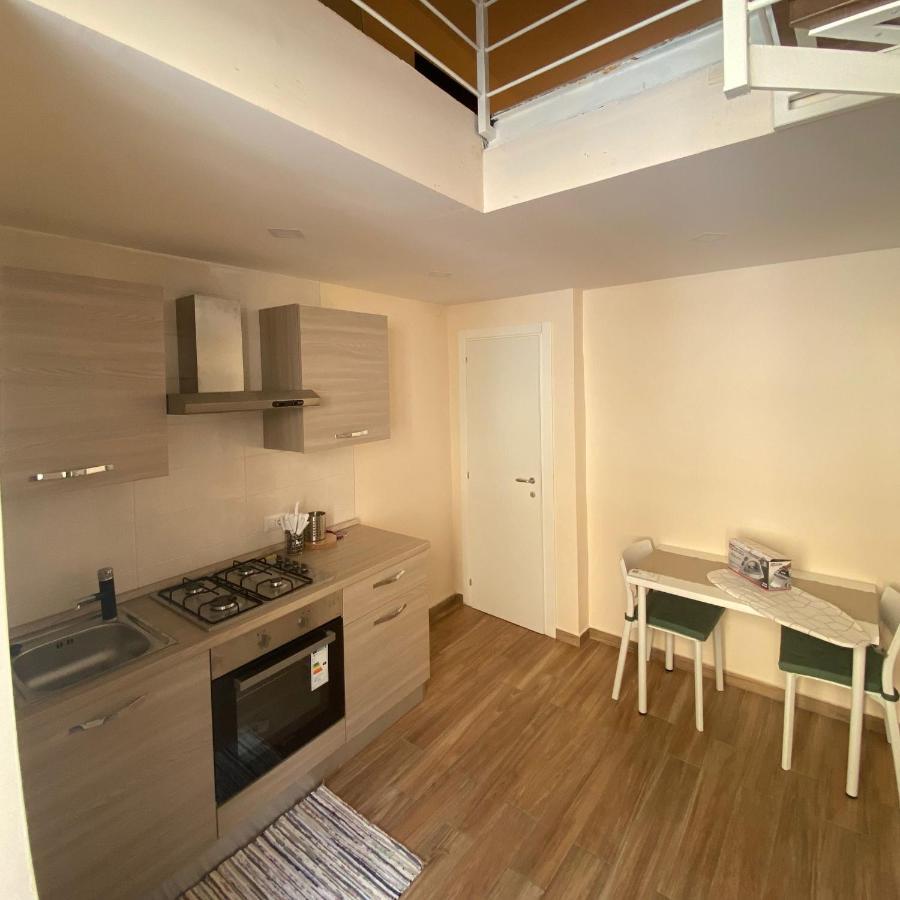 Clelia'S Room Naples Exterior photo